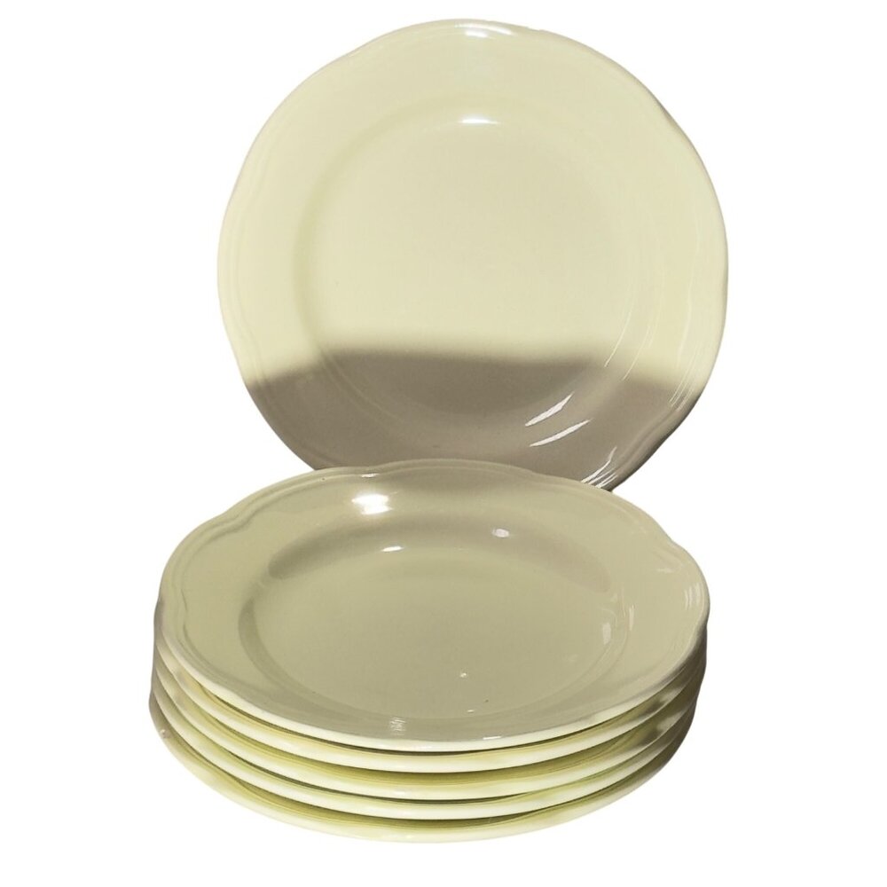 Set Of 8 RetroneU Cream Dinner Plates Scalloped Edge